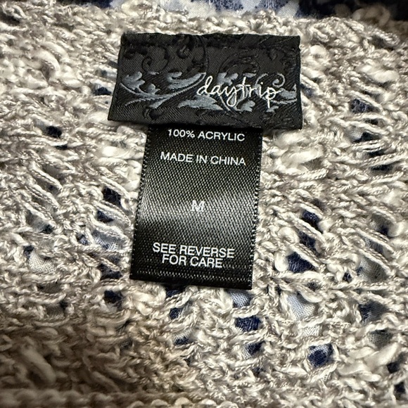 🌹𝐃𝐀𝐘 𝐓𝐑𝐈𝐏 𝐇𝐈 𝐋𝐎 𝐎𝐏𝐄𝐍 𝐊𝐍𝐈𝐓 𝐒𝐖𝐄𝐀𝐓𝐄𝐑 - Picture 6 of 7